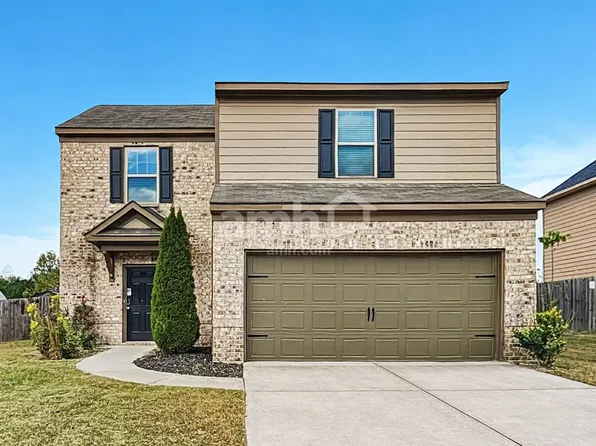 245 Caledonian Cir, Dallas, GA 30132