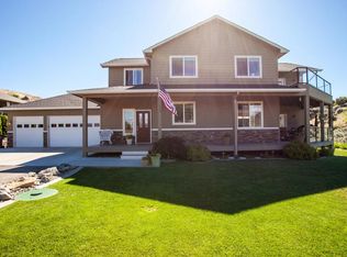 618 19th St NE, East Wenatchee, WA 98802