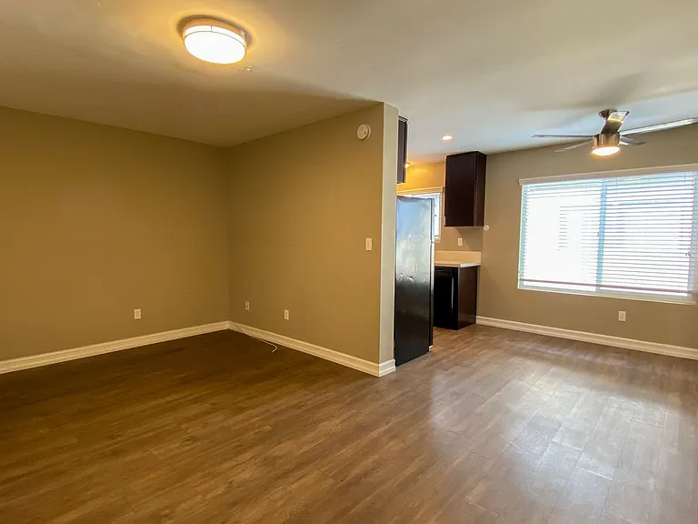 SF Laurel Apts — Photo 13