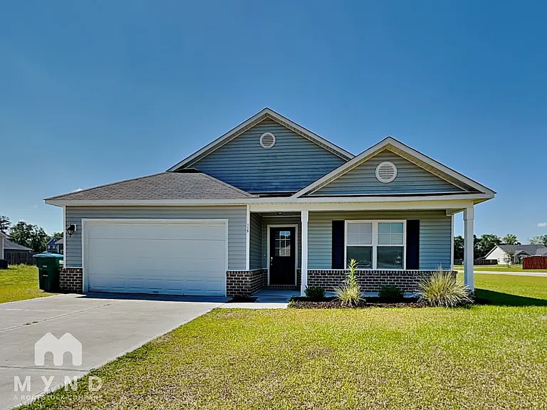 115 Dasher Dr — Photo 1
