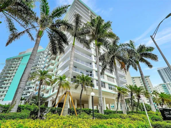 3725 S Ocean Dr, Hollywood, FL