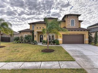 1811 Sterling Creek Dr, Friendswood, TX 77546