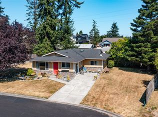 2114 33rd St, Anacortes, WA 98221