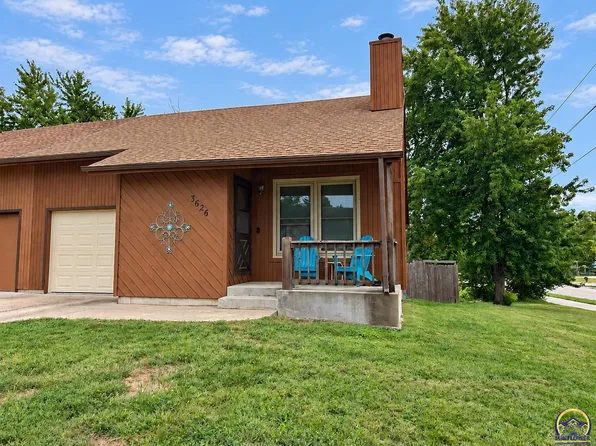 3626 SW Kiowa St, Topeka, KS 66614