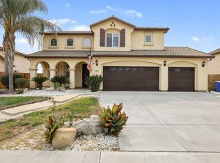 1875 W Claridge Way, Hanford, CA 93230