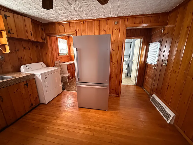 23 Bowers St #1 — Photo 10