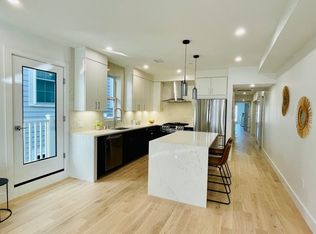 106 Webster St #301, Boston, MA 02128