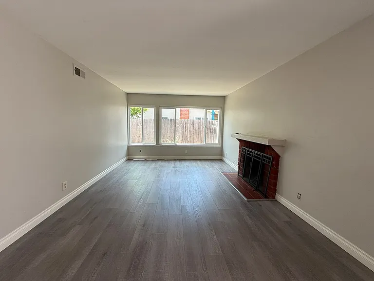 8631 Menkar Rd — Photo 5