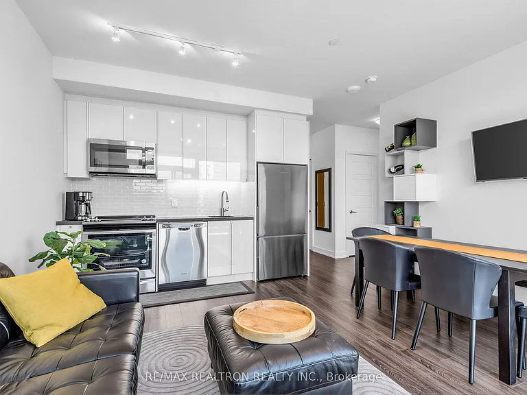333 Sea Ray Ave #D405 — Photo 6