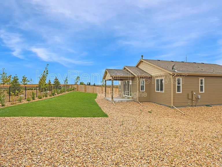 270 S Langdale Ct — Photo 3