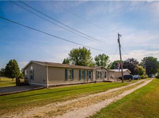 408 E Cross St, Idaville, IN 47950