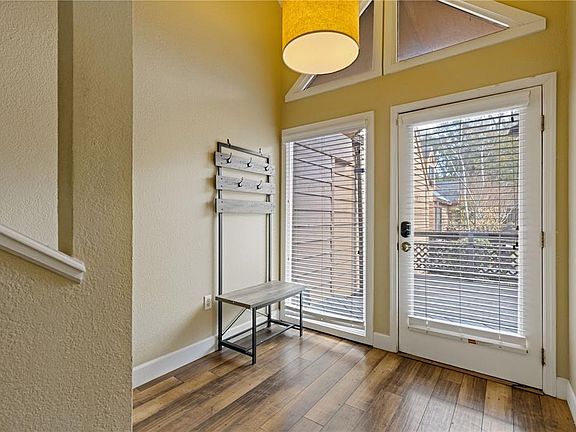 4th image of 1621 NE 2nd St APT 302