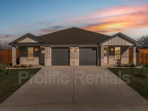 111 Logan Ct, Copperas Cove, TX