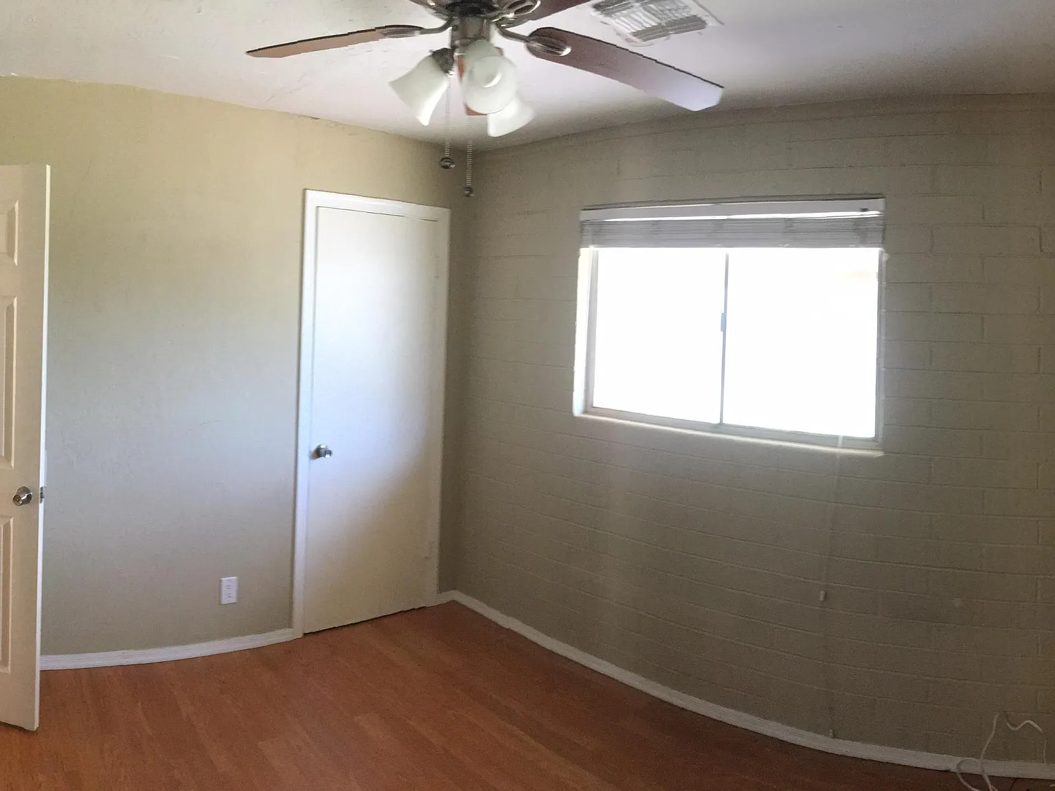 2 bed, 700 sqft, $1,350 — Photo 4
