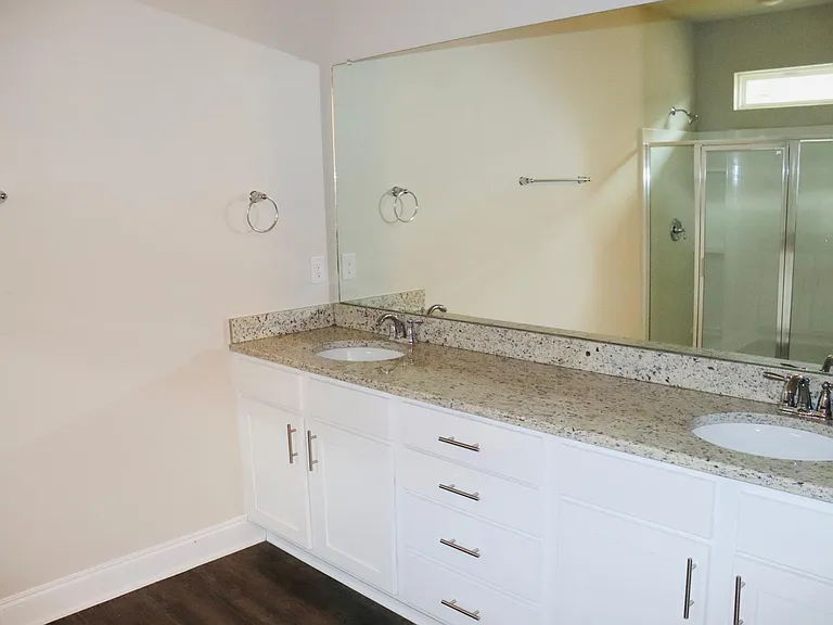 31710 Memphis Loop — Photo 16