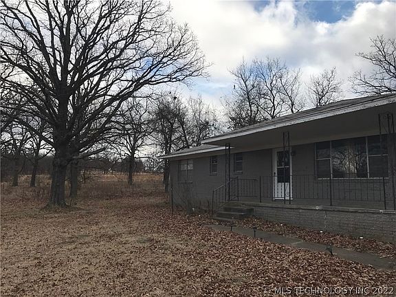 2nd image of 27612 W Highway 33 St