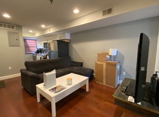 202 N 9th St #3, Philadelphia, PA 19107
