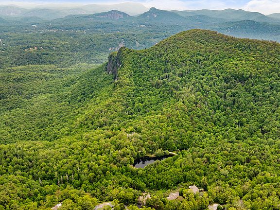 2nd image of 592 Whiteside Mountain Road