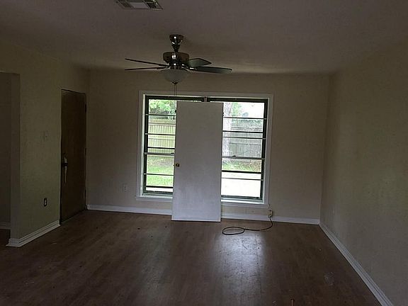 3rd image of 10327 Sagecanyon Dr