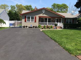 220 Wave Rd, Manahawkin, NJ 08050