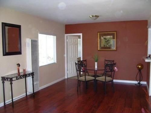5th image of 924 S Ditman Ave