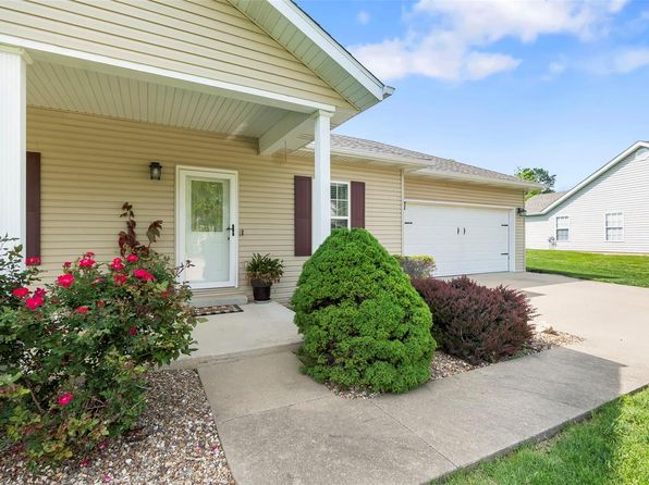 2363 Cheetah Ln, Cape Girardeau, MO 63701