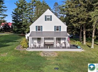 109 Fairway Ln, Canadensis, PA 18325