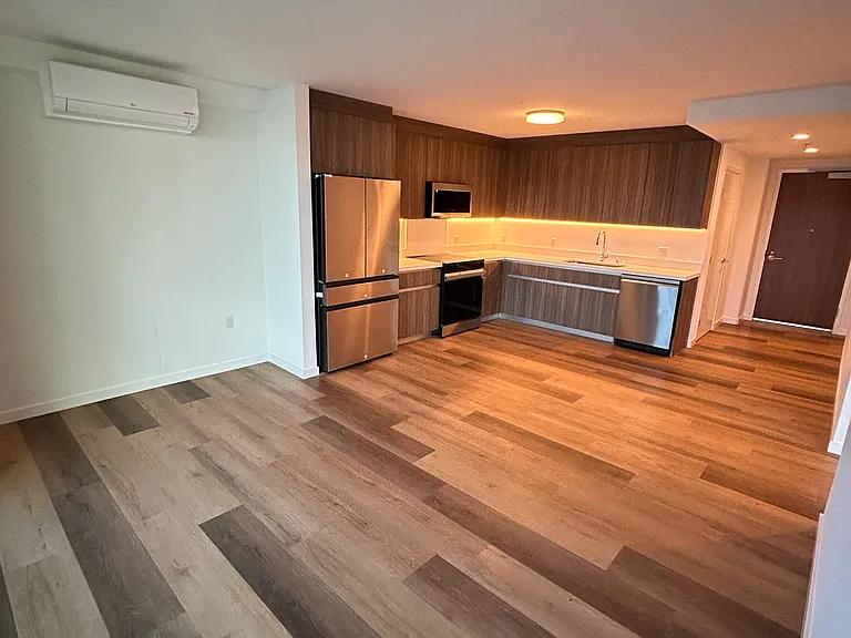 1515 Liona St #1507 — Photo 5