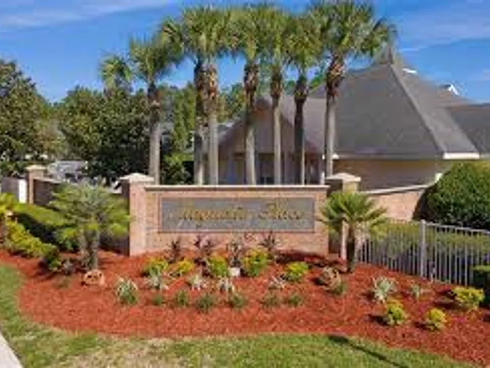 4440 NW 49th St #103