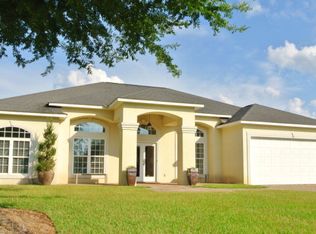 218 Stonegate Dr, Albany, GA 31721