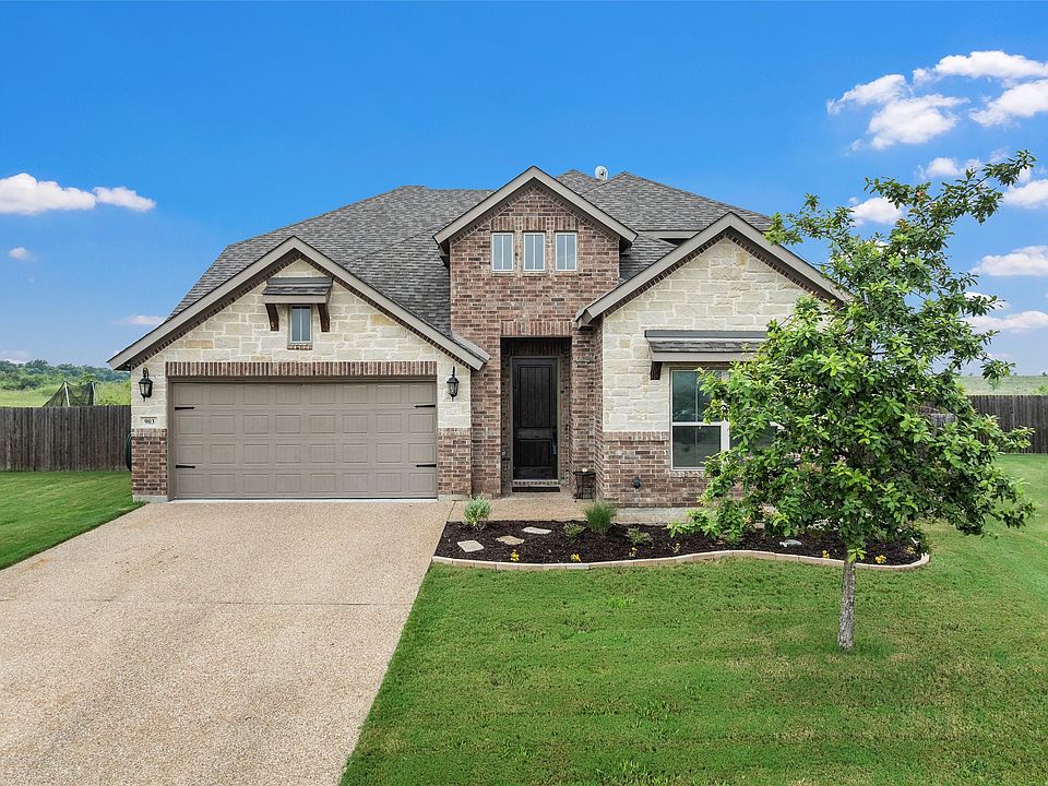 1st image of 903 Dublin Ct