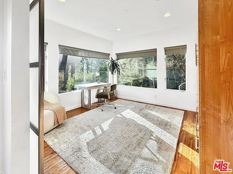 8265 Mannix Dr — Photo 16