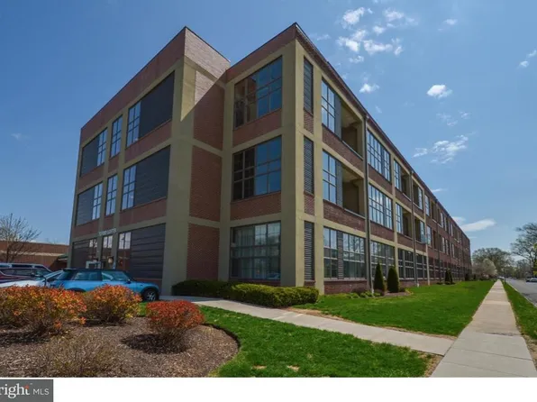 21 S Valley Forge Rd Unit 207, Lansdale, PA 19446