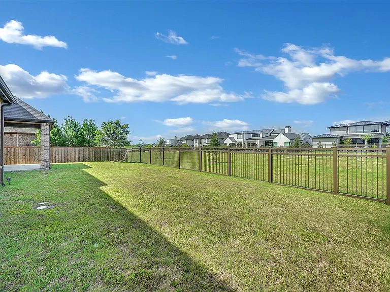 3481 Starling Dr — Photo 35