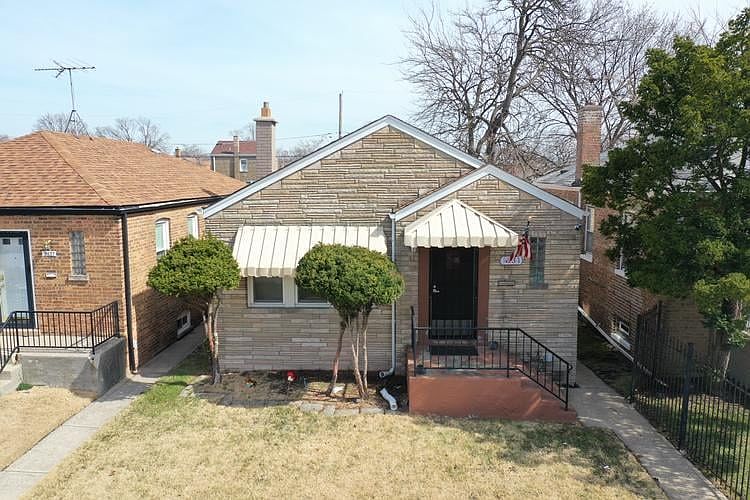 1st image of 9831 S Greenwood Ave