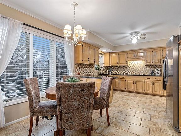 2nd image of 12715 Baltimore Ct