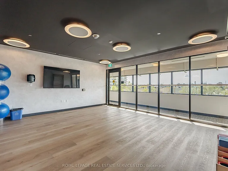86 Dundas St E #1312 — Photo 26