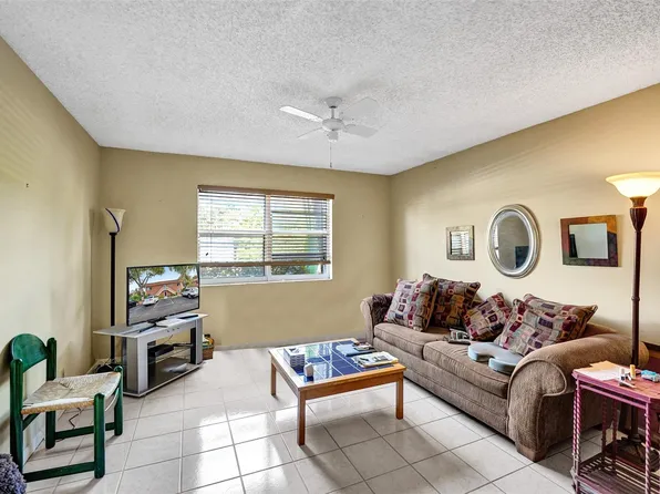 1920 NE 1st Terrace #107H, Wilton Manors, FL 33305
