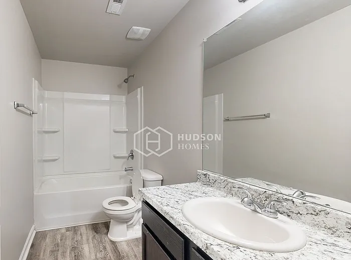 814 Kent Dr — Photo 24