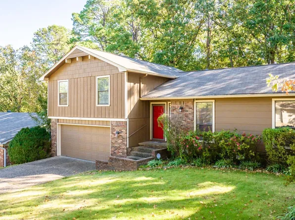 11911 Saint Charles Blvd, Little Rock, AR 72211