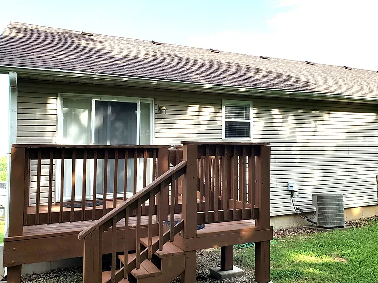Newly Painted Rear Deck & New Screen