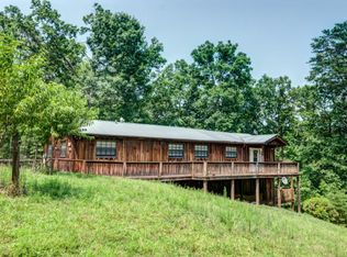 424 Pine Log Cir, Warne, NC 28909