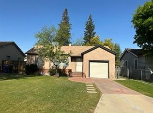 2414 Olympic Dr, Bakersfield, CA 93308