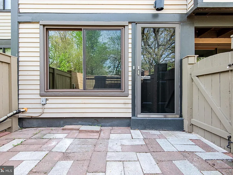 18153 Tunstall Dr — Photo 28