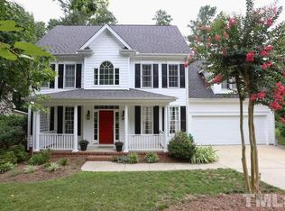 402 Manor Ridge Dr, Carrboro, NC 27510