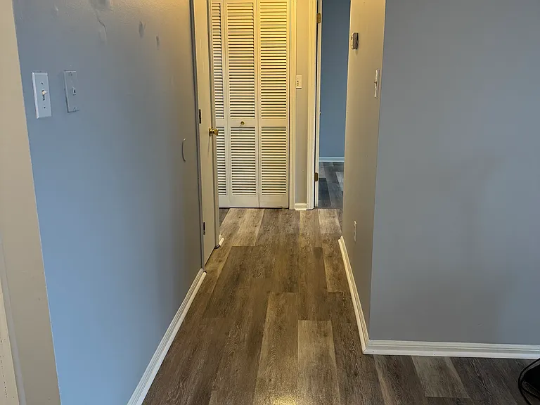 329 W Highland St — Photo 3