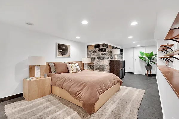 Sold by Corcoran | media 11