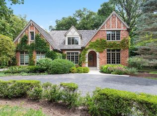 685 S Green Bay Rd, Lake Forest, IL 60045