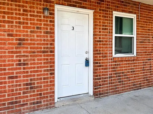 1 bed, 1.0 bath, 600 sqft, $1,000 — Photo 2