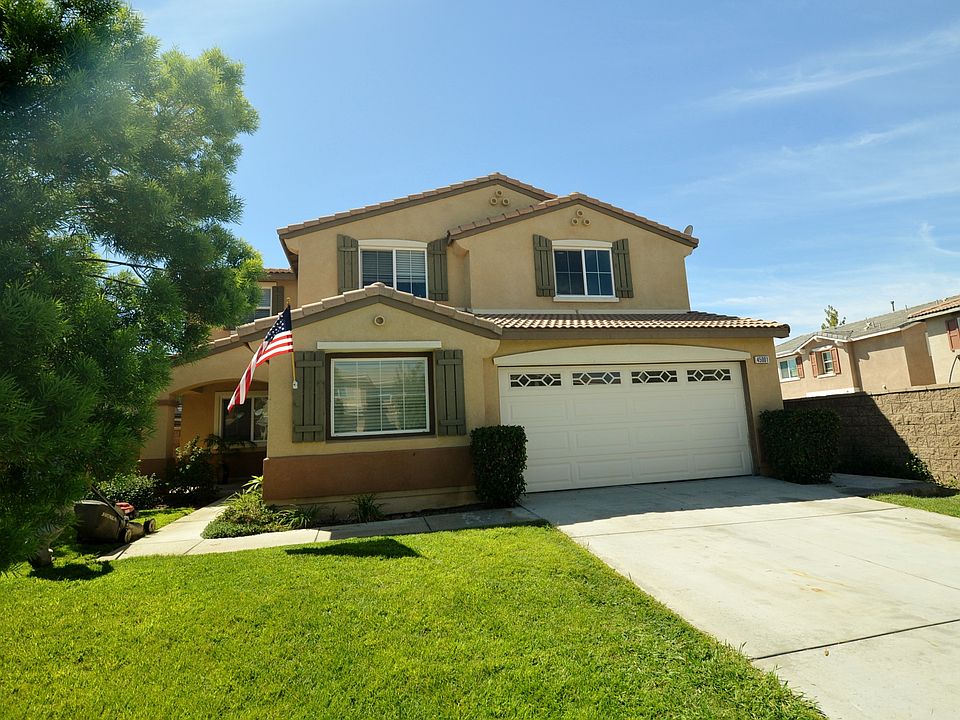 1st image of 45001 Anabell Ln